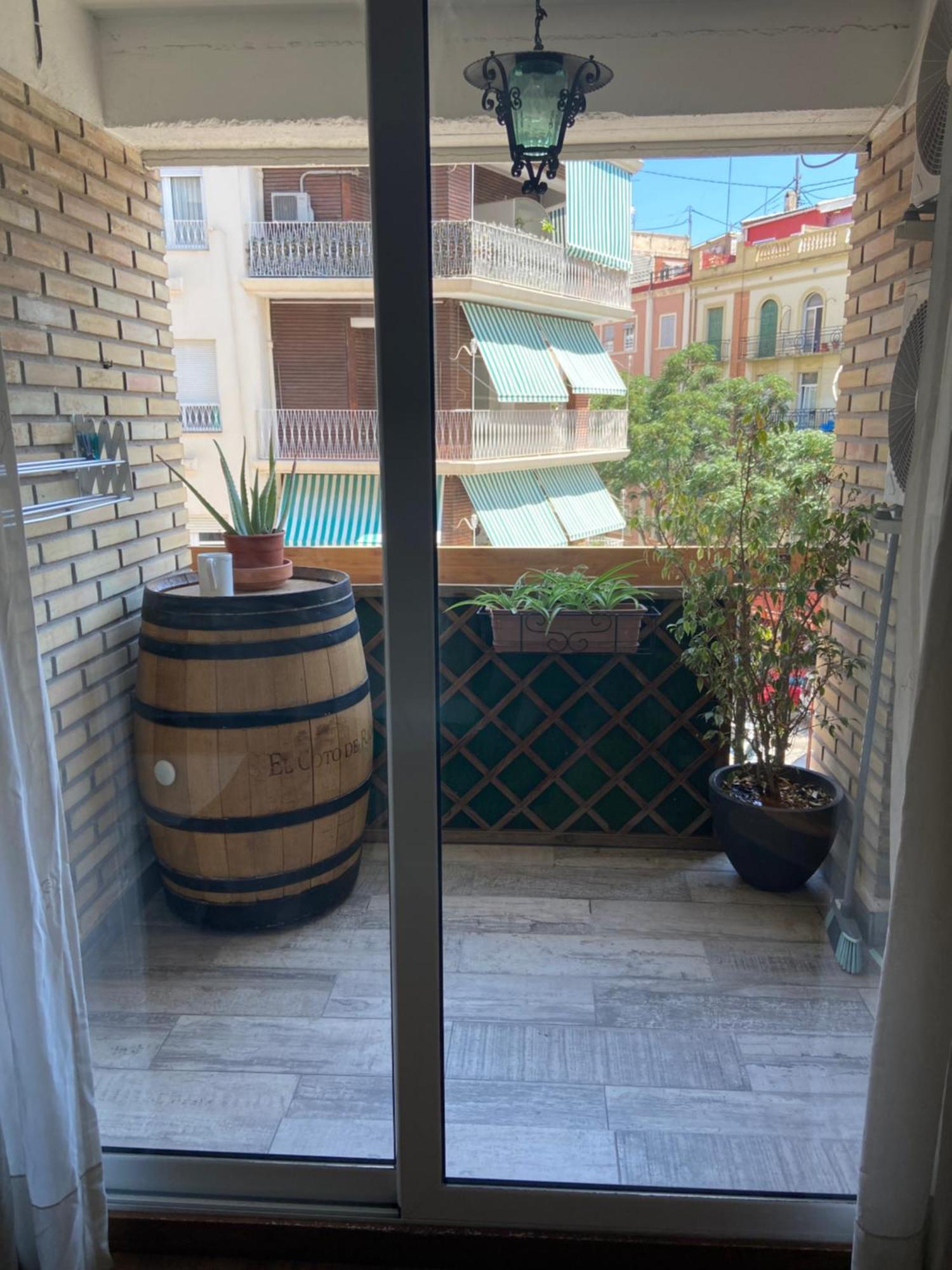 Rio Turia Apartment Valencia Exterior photo
